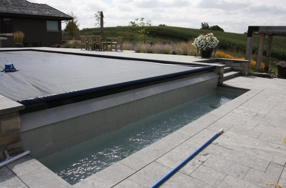 Reliable pool cleaning technicians serving Hawthorne, CA and surrounding areas